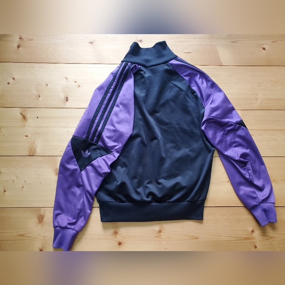 Vintage adidas Women's Purple and Pink Jacket - Picture 6 of 6